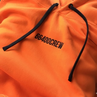 BLUZA Z KAPTUREM "THE CREW" HOODY (ELECTRIC ORANGE)